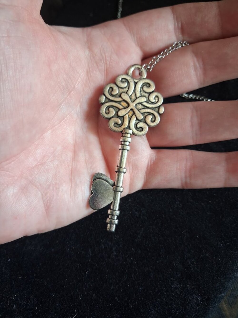22 inch "Time to Read" key necklace - Picture 3 of 5